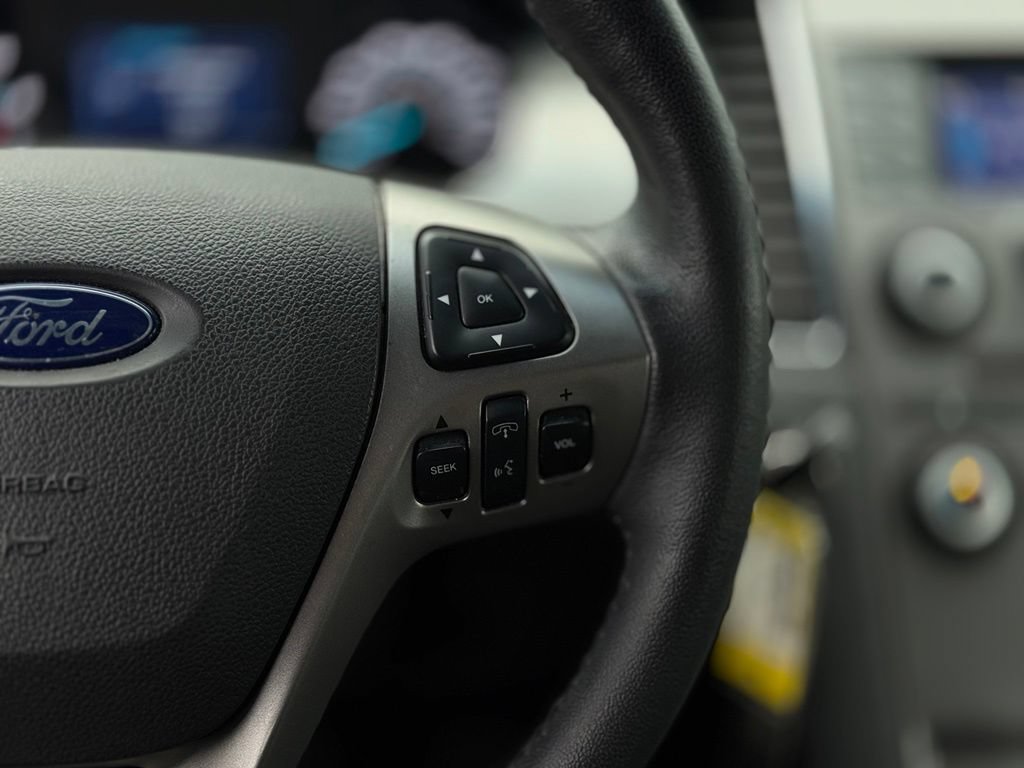 Certified 2018 Ford Taurus SEL AWD/4WD image 31