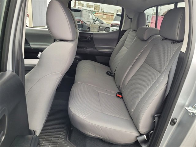 Used 2022 Toyota Tacoma SR image 9