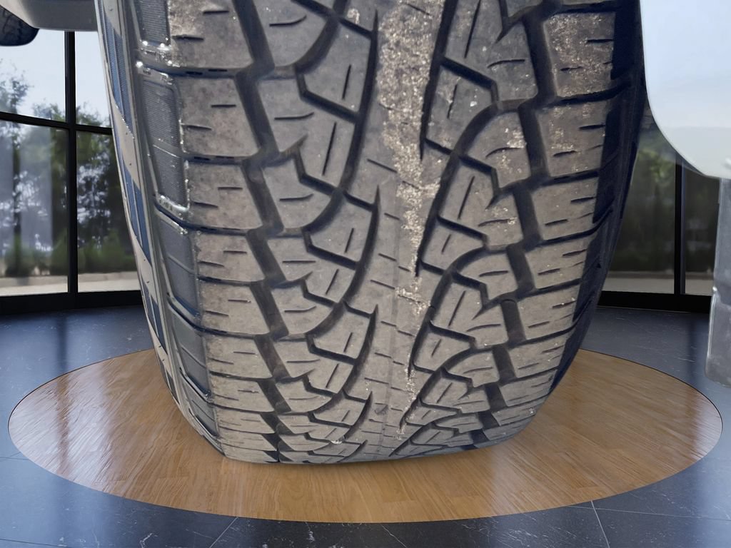 Certified 2025 Ford Expedition Active RWD image 38