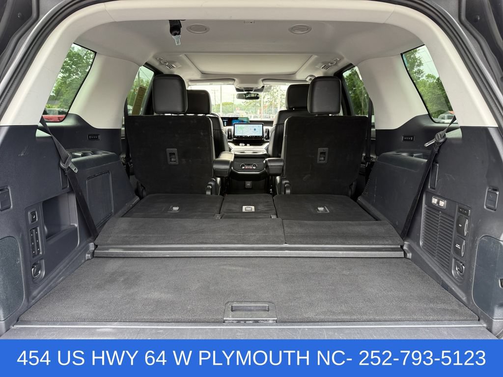 Certified 2025 Ford Expedition Platinum AWD/4WD image 22
