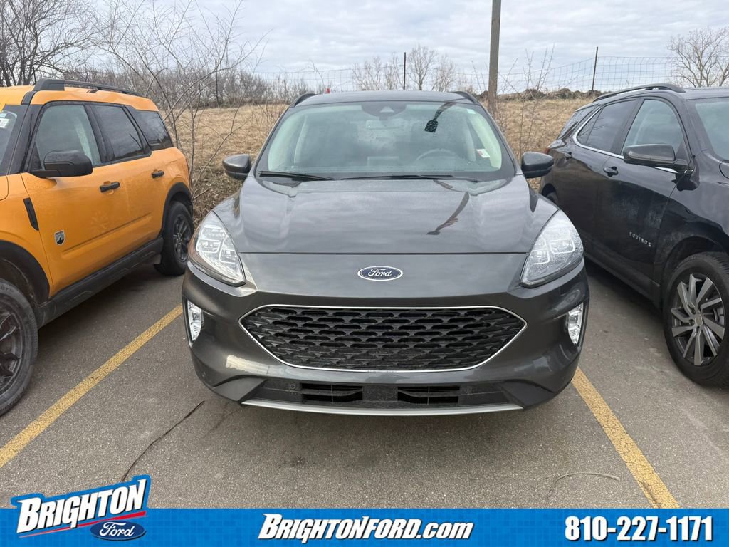 Certified 2020 Ford Escape Titanium image 5