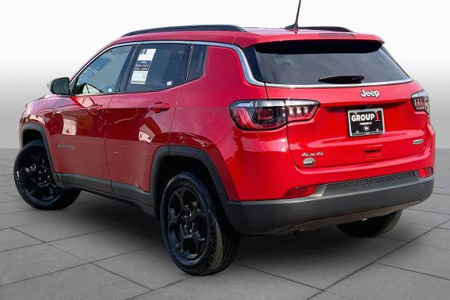 Used 2023 Jeep Compass Latitude w/ Convenience Group AWD/4WD image 12