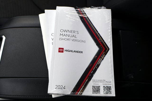 Used 2024 Toyota Highlander LE image 36
