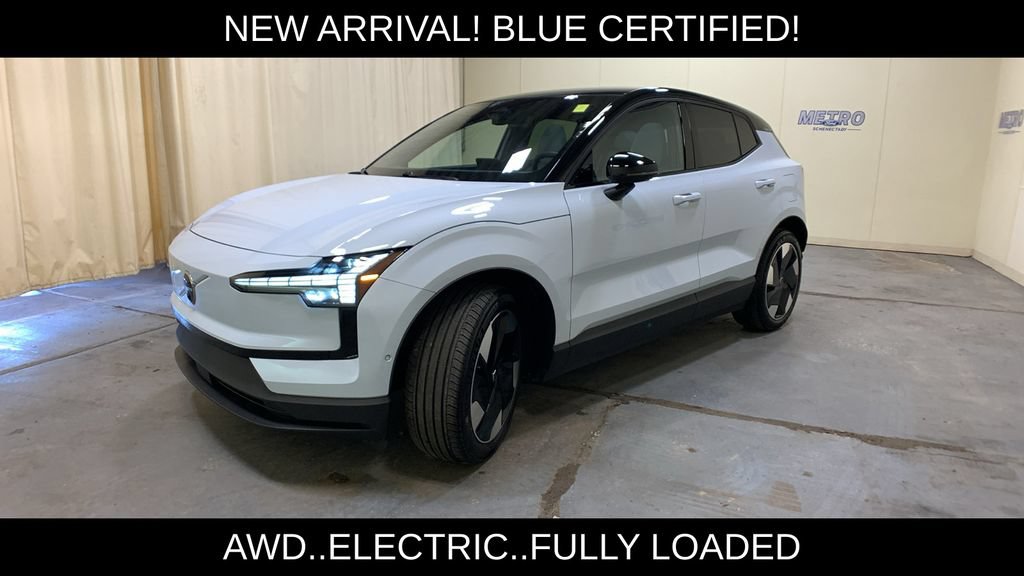 Used 2025 Volvo EX30 Ultra w/ Climate Package AWD/4WD image 7