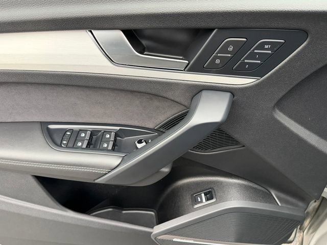 Used 2021 Audi SQ5 Prestige AWD/4WD image 14