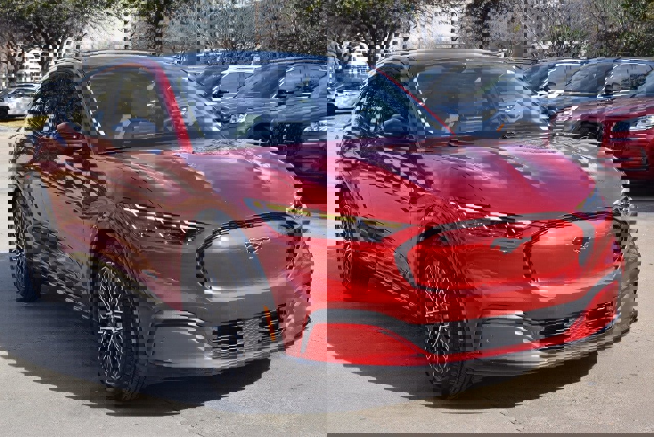 Certified 2024 Ford Mustang Mach-E Premium image 4