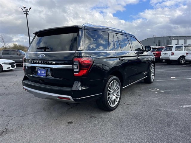 Certified 2023 Ford Expedition Platinum image 3