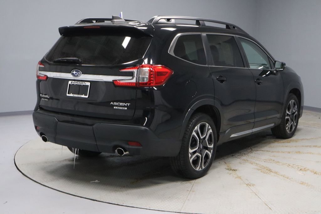 Used 2023 Subaru Ascent Limited AWD/4WD image 5