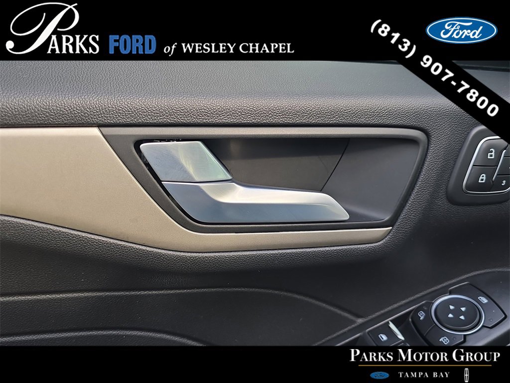 Certified 2021 Ford Escape SEL w/ Technology Package image 18