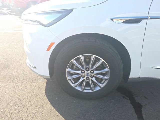 Used 2024 Buick Enclave Premium image 20