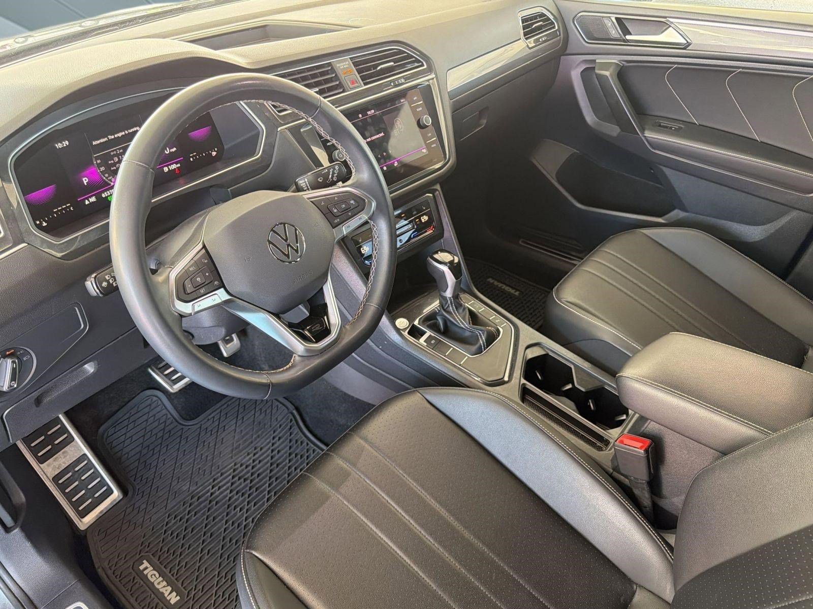 Used 2023 Volkswagen Tiguan SE R-Line image 4