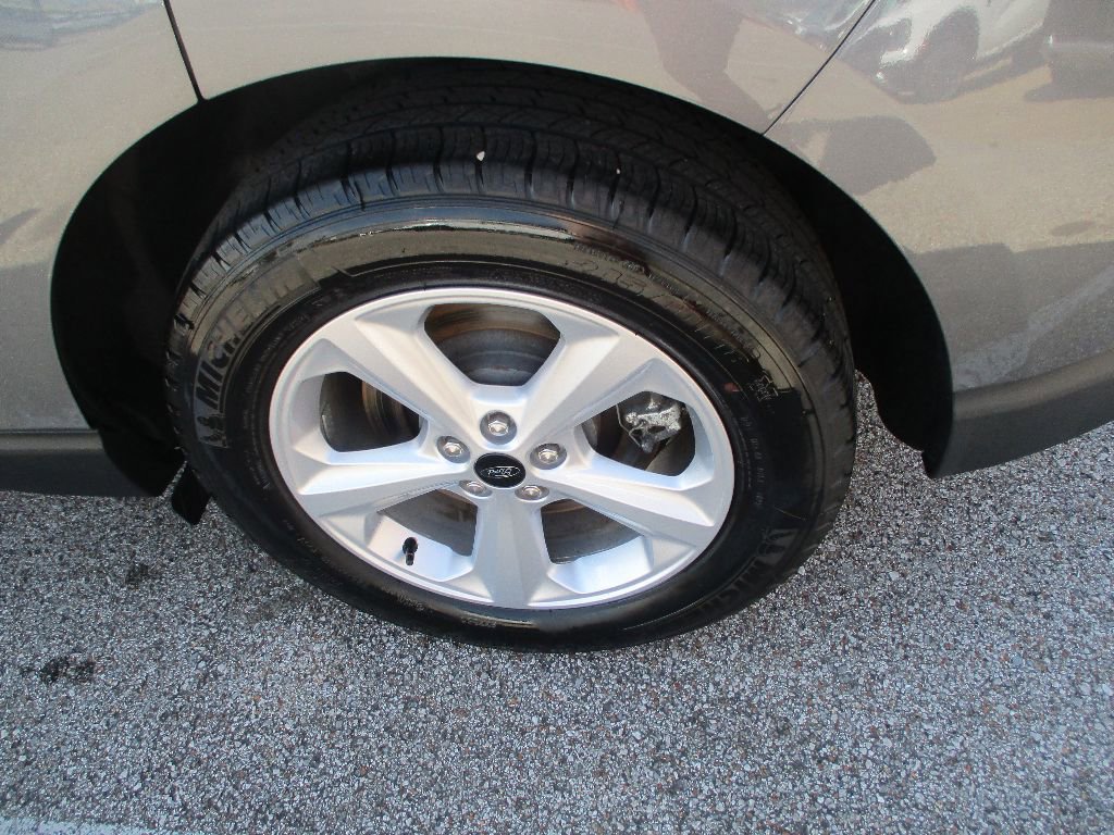 Certified 2024 Ford Edge SE image 23