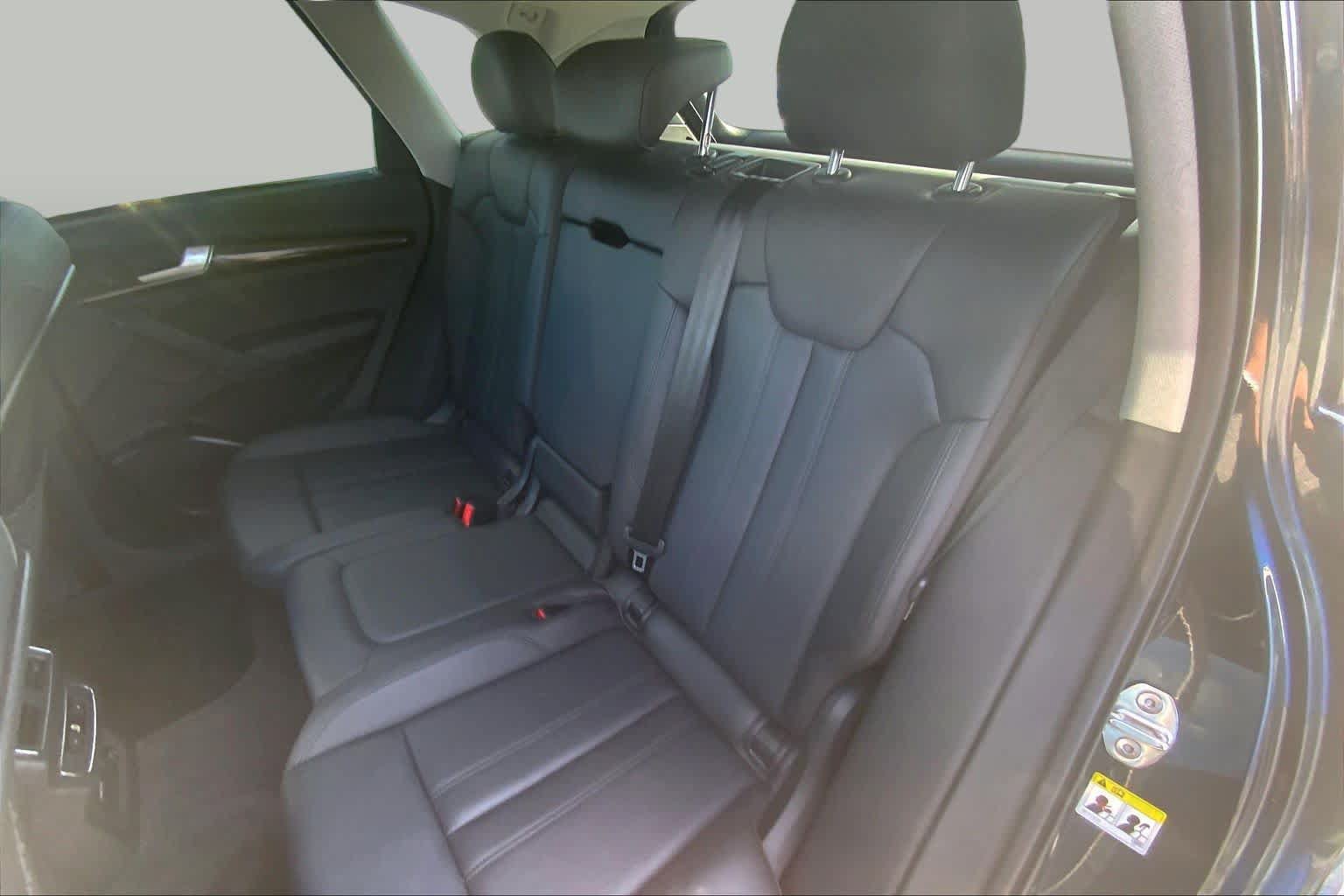 Used 2019 Audi Q5 2.0T Premium Plus w/ Premium Plus Package AWD/4WD image 21