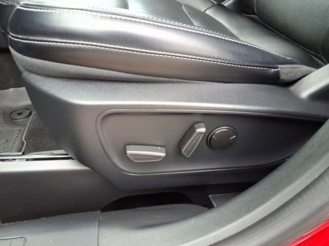 Certified 2024 Ford Escape Platinum AWD/4WD image 15