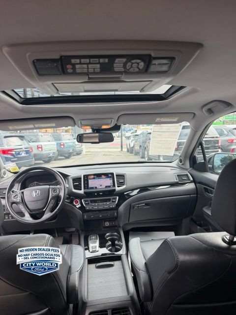 Used 2018 Honda Pilot Touring image 7