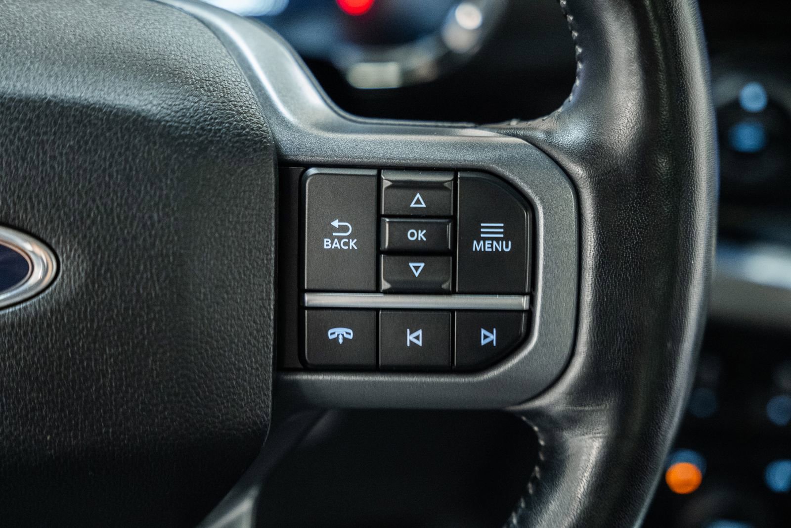 Certified 2023 Ford F150 Lariat w/ Equipment Group 502A High image 37