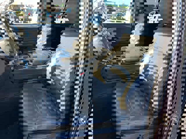 Certified 2025 Ford Expedition Active image 15