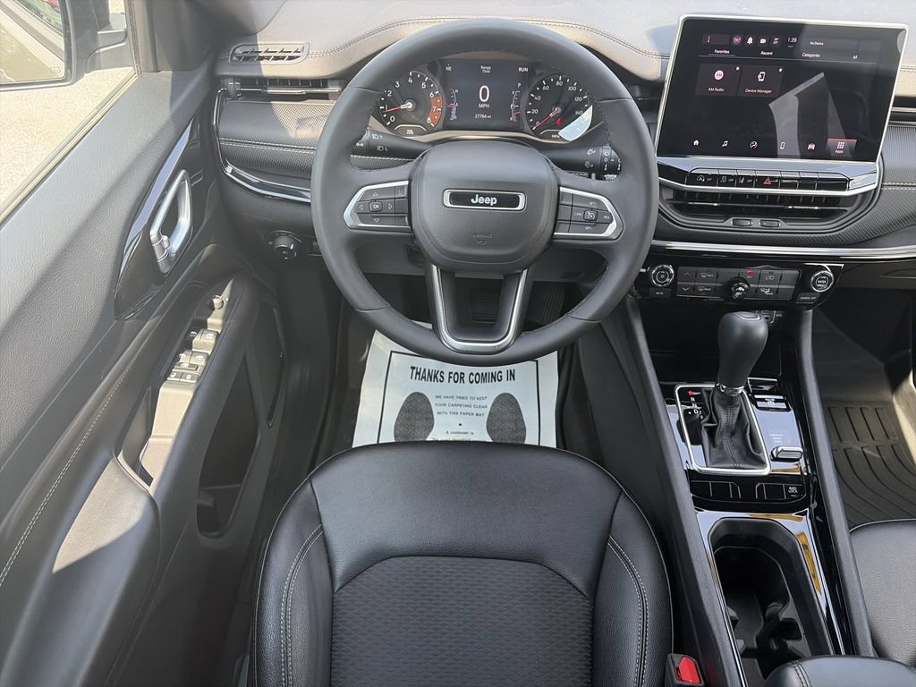 Used 2024 Jeep Compass Latitude w/ Convenience Group AWD/4WD image 15