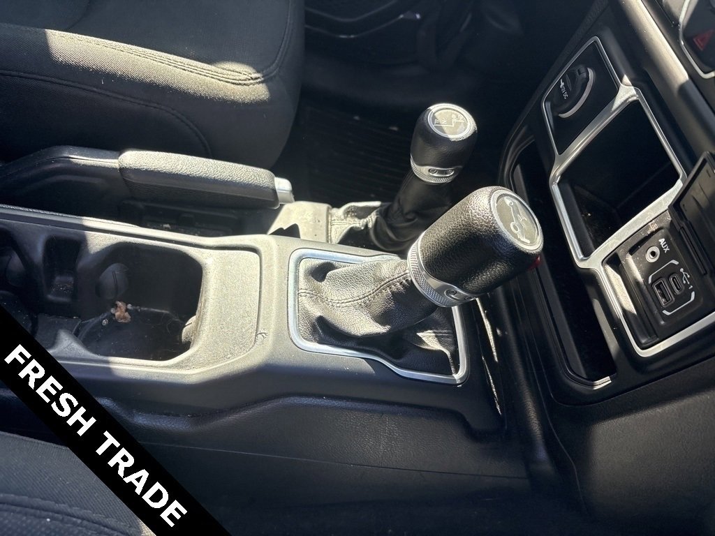 Used 2018 Jeep Wrangler Unlimited Sport image 8