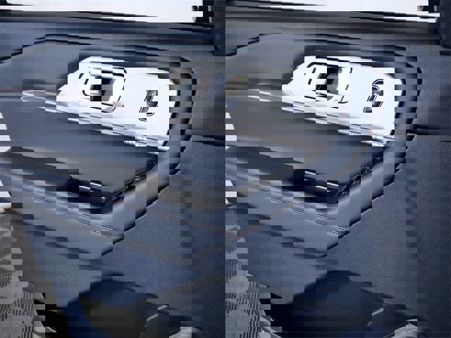 Certified 2025 Ford Explorer Active image 24