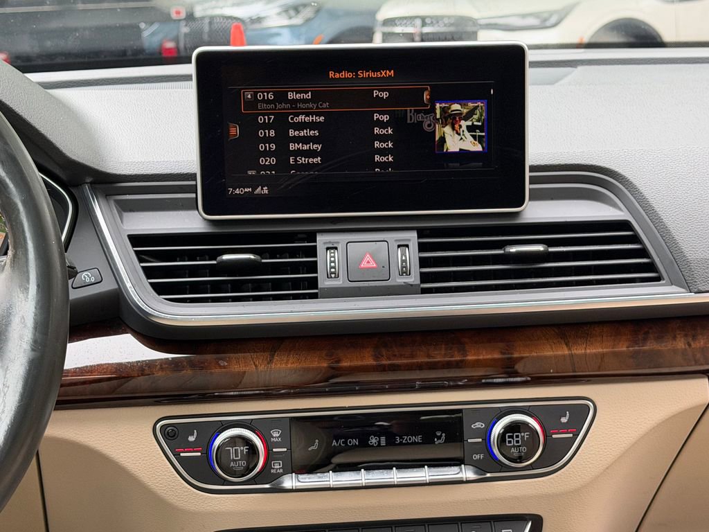 Used 2018 Audi Q5 2.0T Premium Plus AWD/4WD image 11