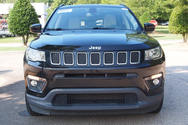 Used 2020 Jeep Compass Latitude FWD image 2