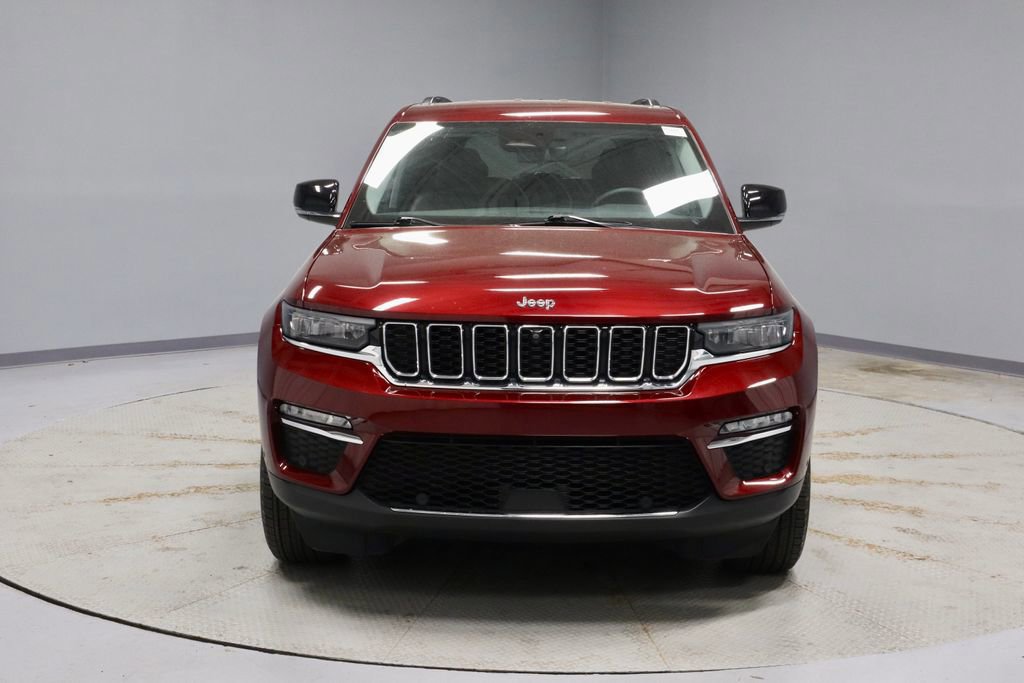 Used 2024 Jeep Grand Cherokee Limited w/ Luxury Tech Group II AWD/4WD image 8