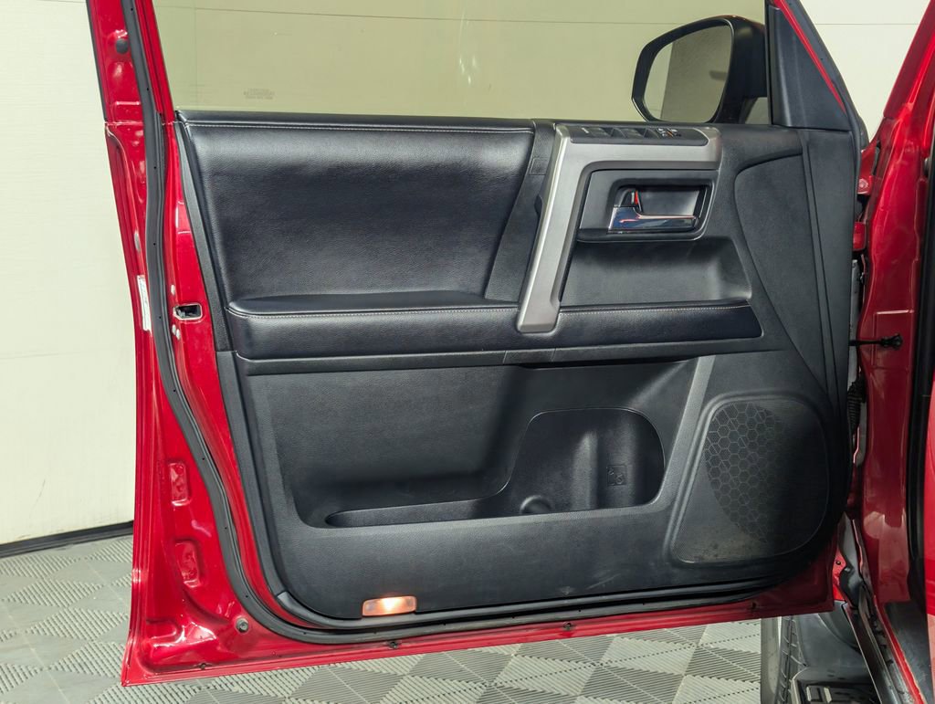 Used 2019 Toyota 4Runner SR5 image 21