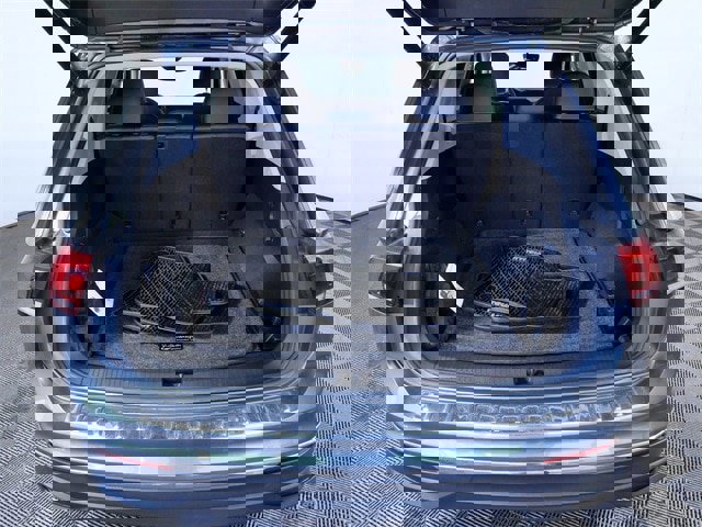 Used 2022 Volkswagen Tiguan SE image 10