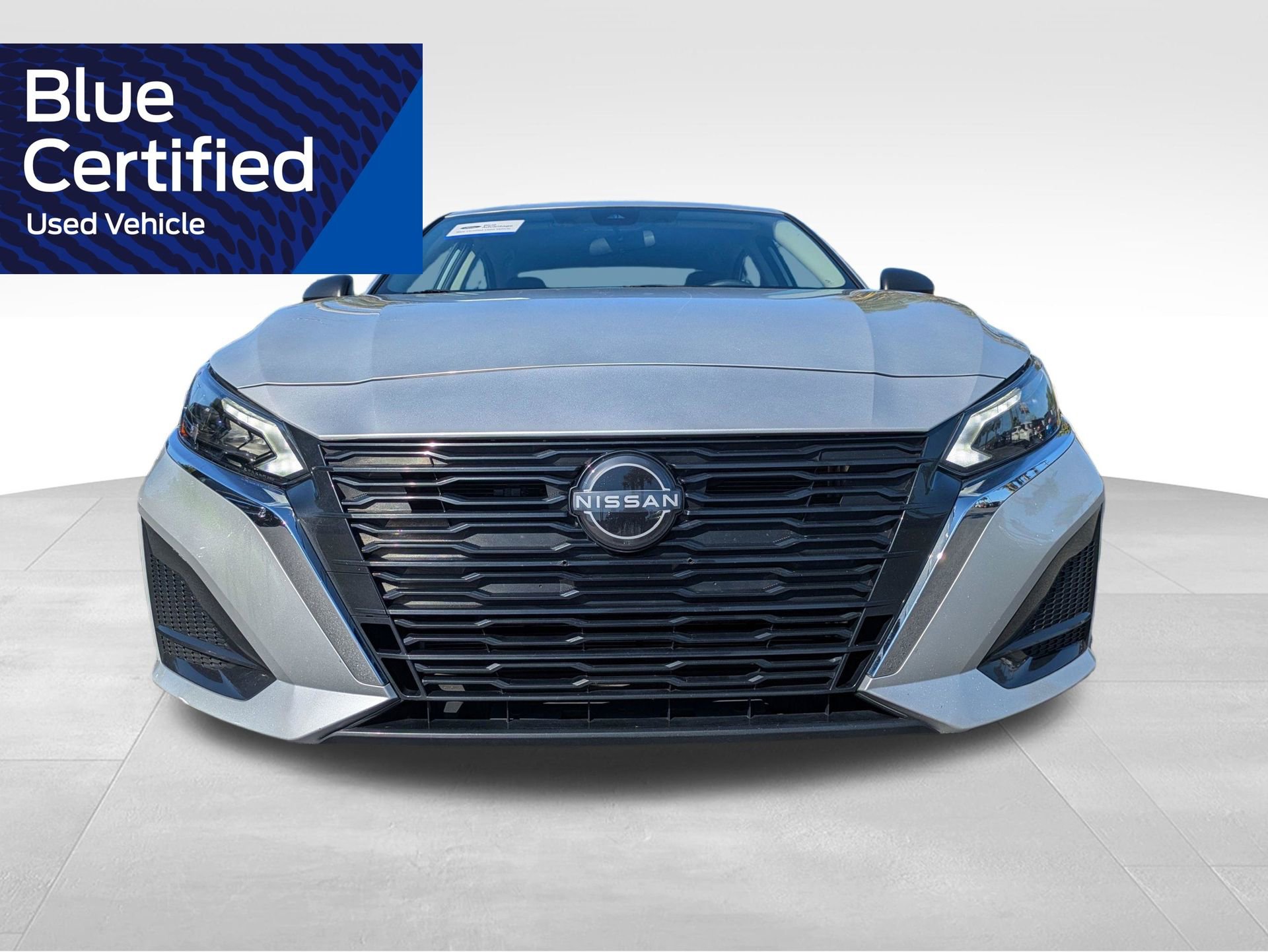Used 2024 Nissan Altima 2.5 SV FWD image 11