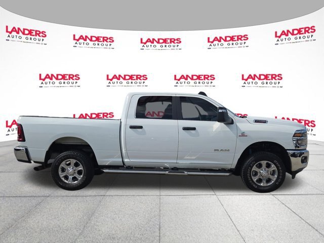Used 2025 RAM 2500 Big Horn AWD/4WD image 2