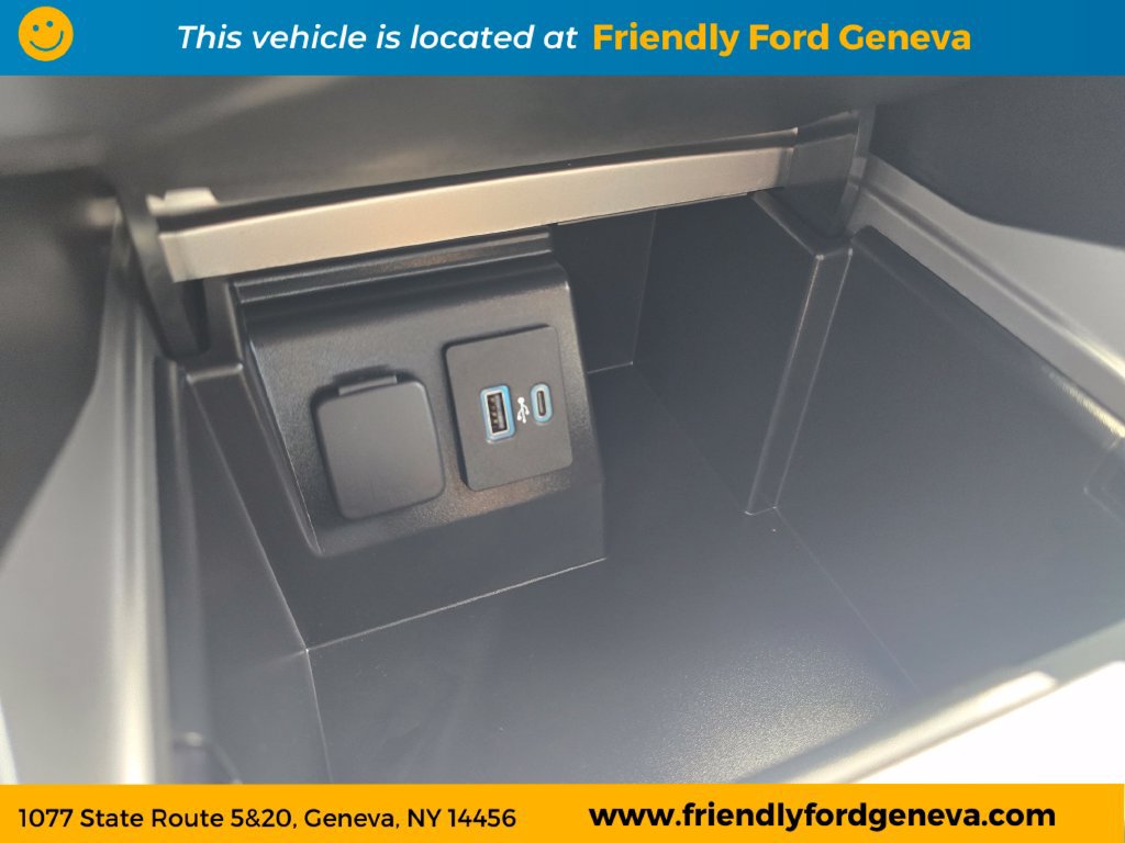 Certified 2023 Ford Explorer ST-Line AWD/4WD image 28
