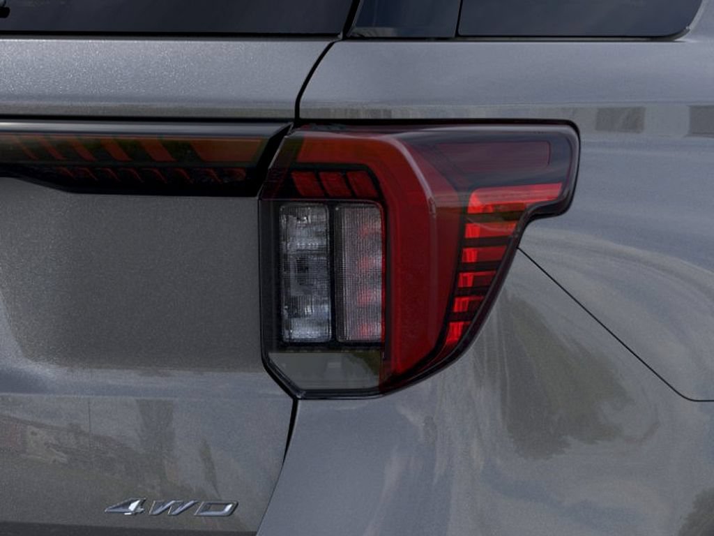 Certified 2026 Ford Explorer Platinum w/ LUX Leather Package AWD/4WD image 22