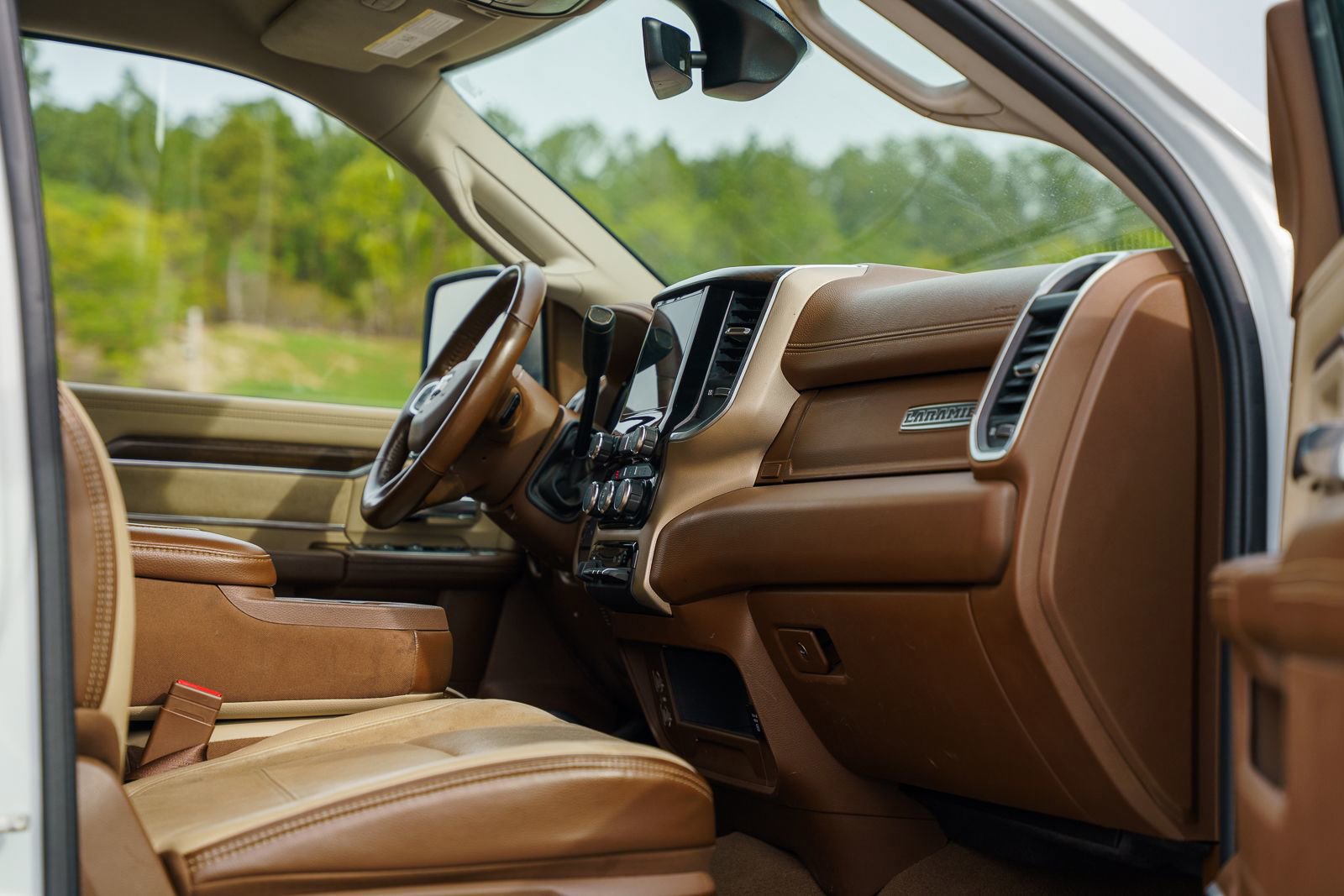 Used 2023 RAM 3500 Laramie image 21