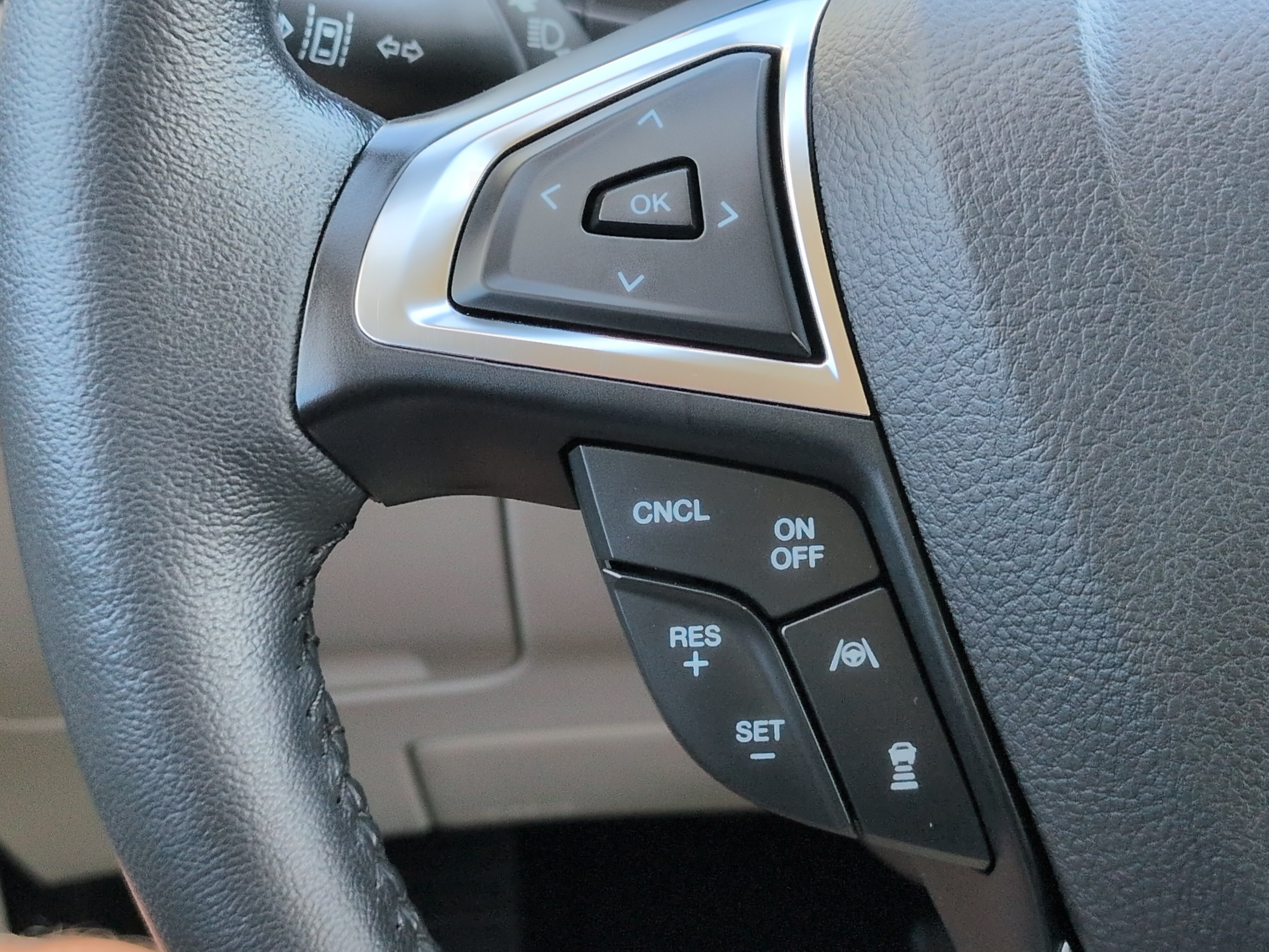Certified 2024 Ford Edge Titanium w/ Titanium Elite Package AWD/4WD image 24