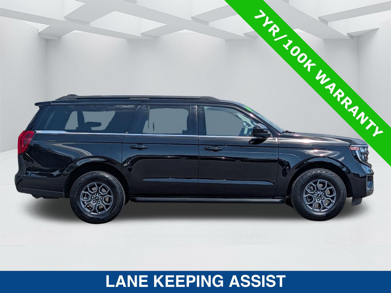 Certified 2025 Ford Expedition Max Active RWD image 4