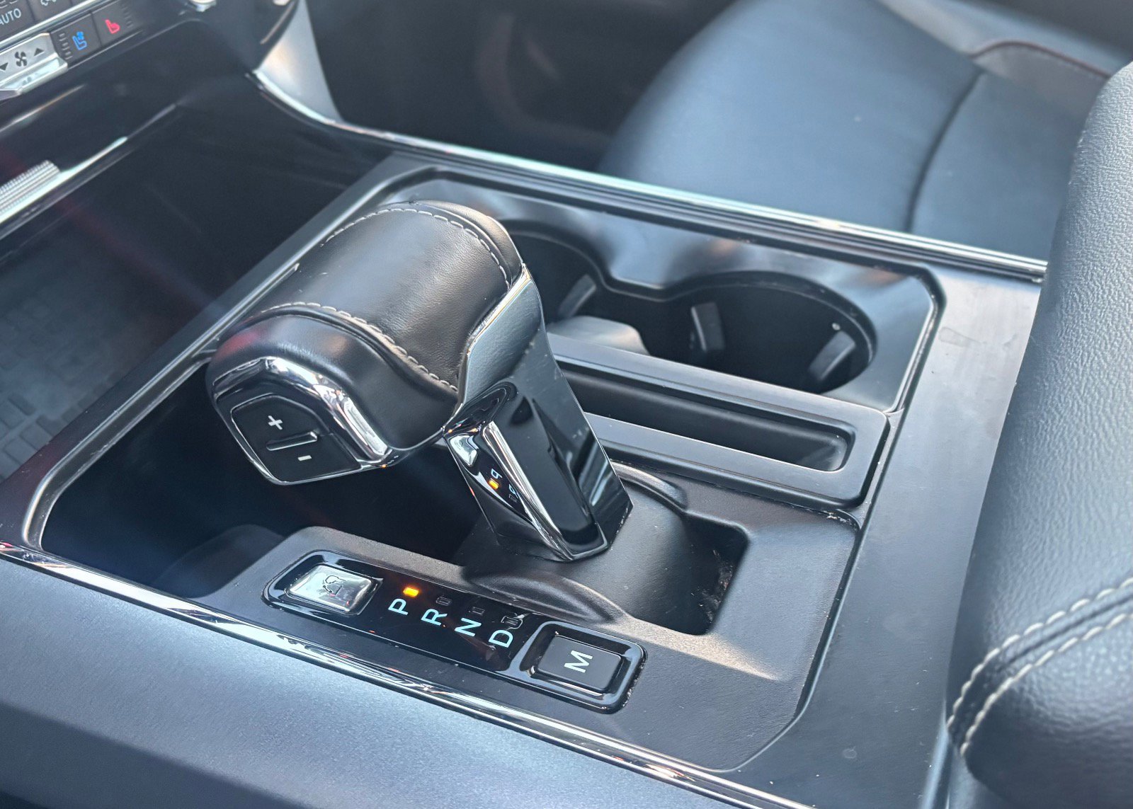 Certified 2022 Ford F150 Lariat w/ Equipment Group 502A High image 59