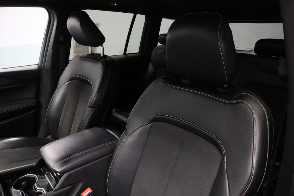 Used 2023 Jeep Grand Cherokee Altitude image 26