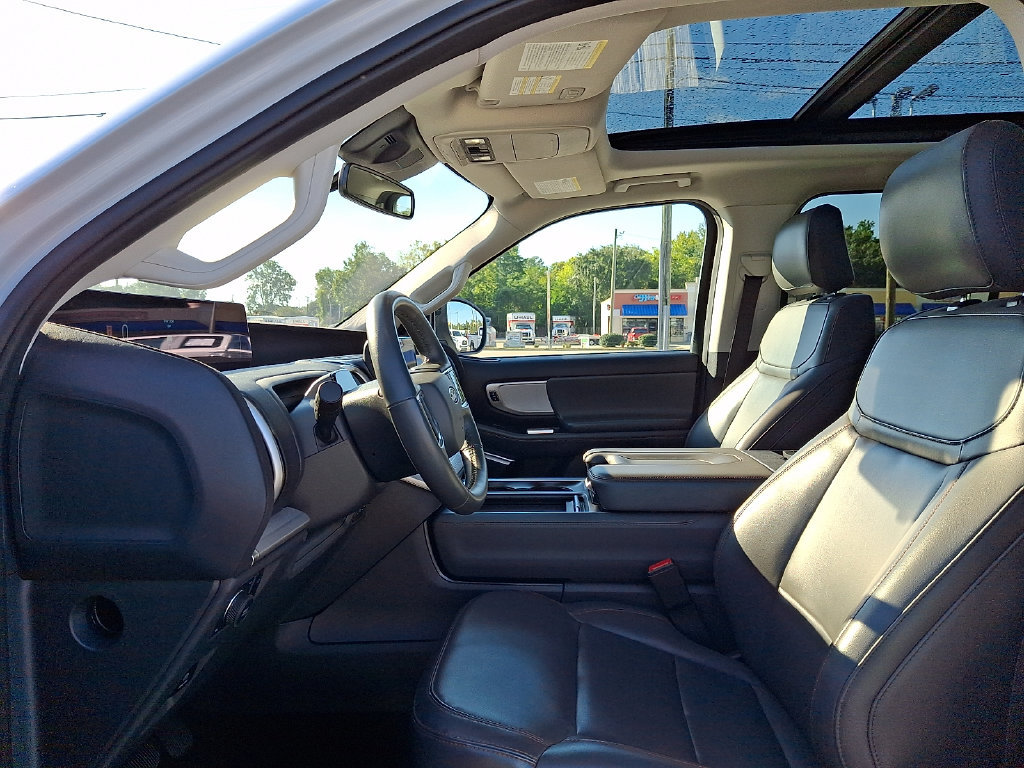 Certified 2025 Ford Expedition Max Active AWD/4WD image 12