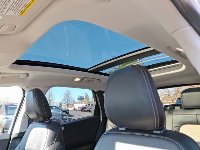 Certified 2022 Ford Escape Titanium w/ Titanium Elite Package image 14