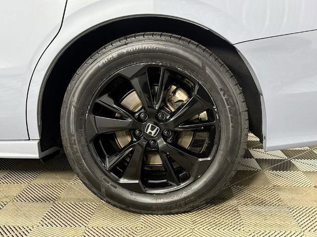 Used 2024 Honda Odyssey Sport image 32