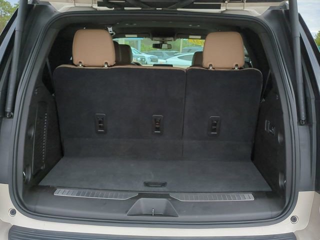 Used 2021 Chevrolet Tahoe Premier AWD/4WD image 13