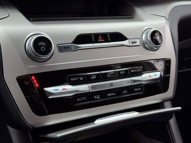 Certified 2022 Ford Explorer XLT AWD/4WD image 11