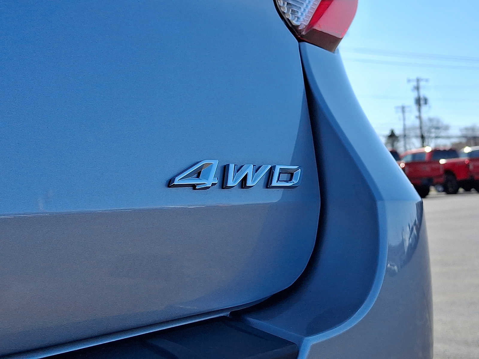 Certified 2022 Ford Explorer XLT w/ Equipment Group 202A image 32