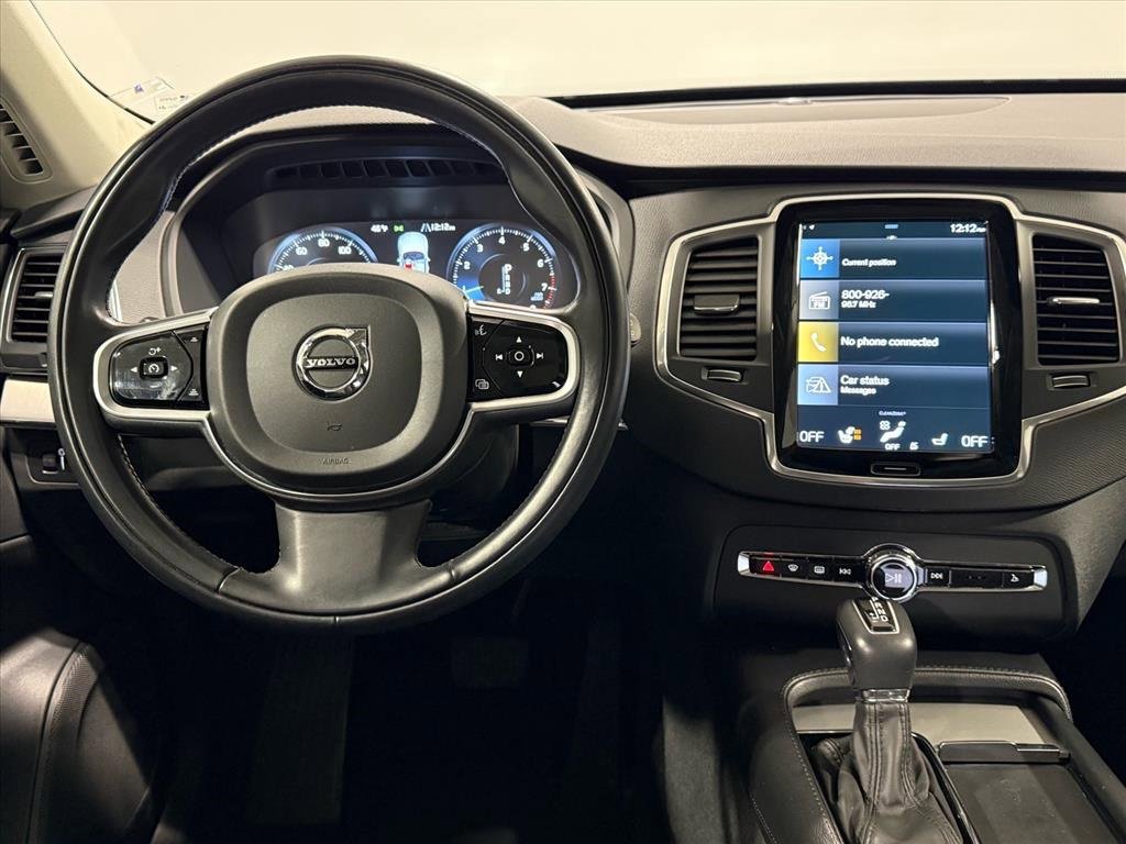 Used 2022 Volvo XC90 T5 Momentum image 12