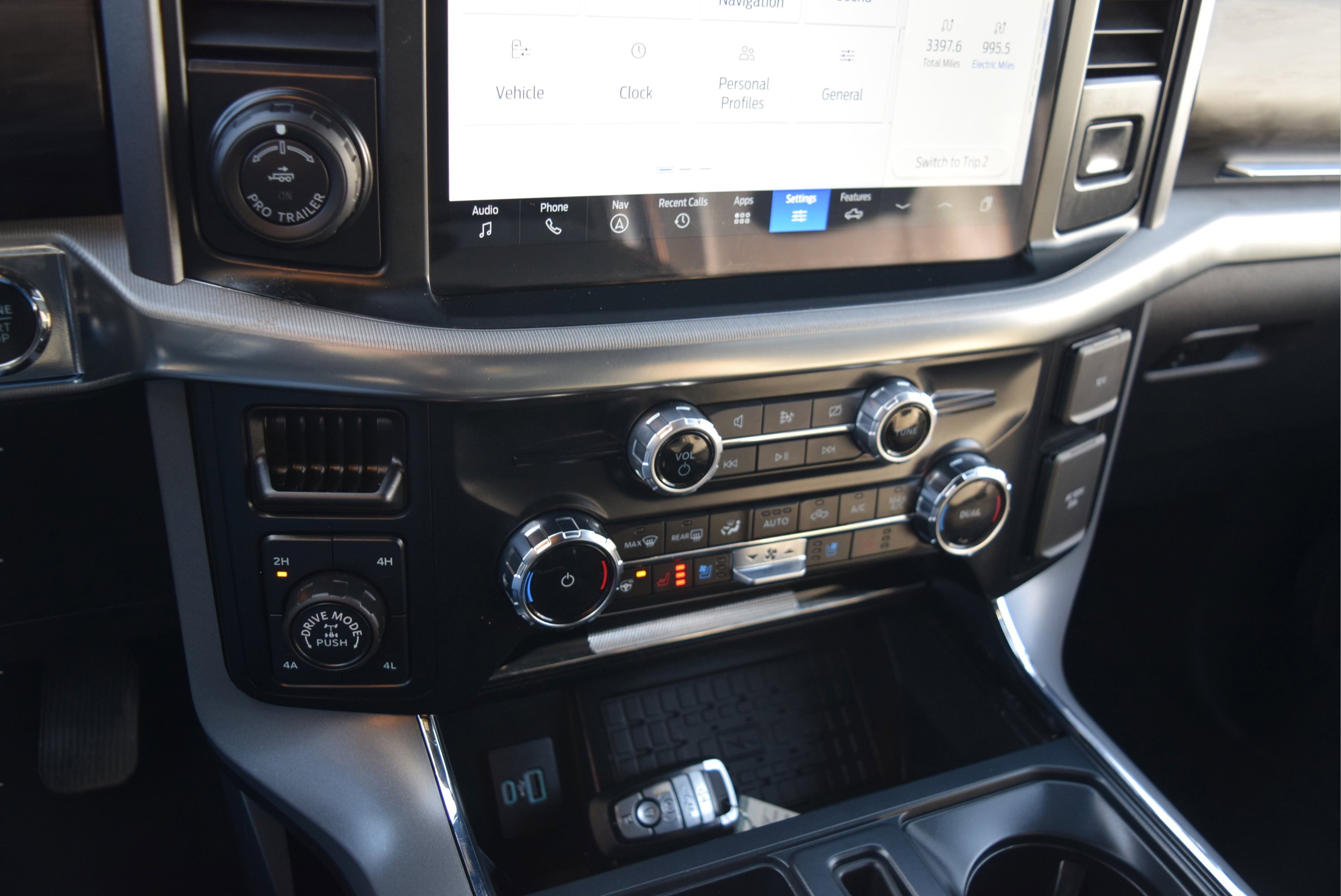 Certified 2024 Ford F150 Lariat w/ Mobile Office Package image 18