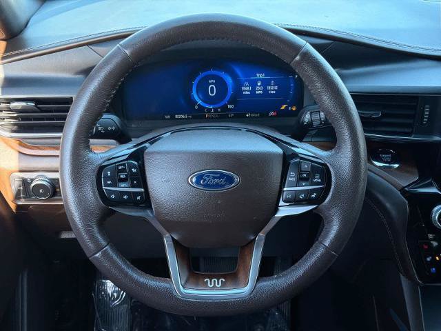 Certified 2022 Ford Explorer King Ranch w/ Premium Technology Package AWD/4WD image 24