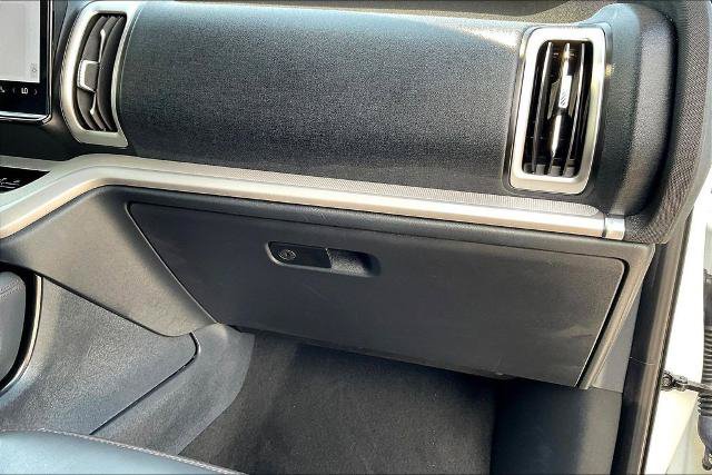 Certified 2025 Ford Expedition Active AWD/4WD image 26