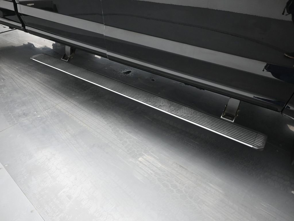 Certified 2022 Ford F250 Lariat w/ Lariat Ultimate Package image 54