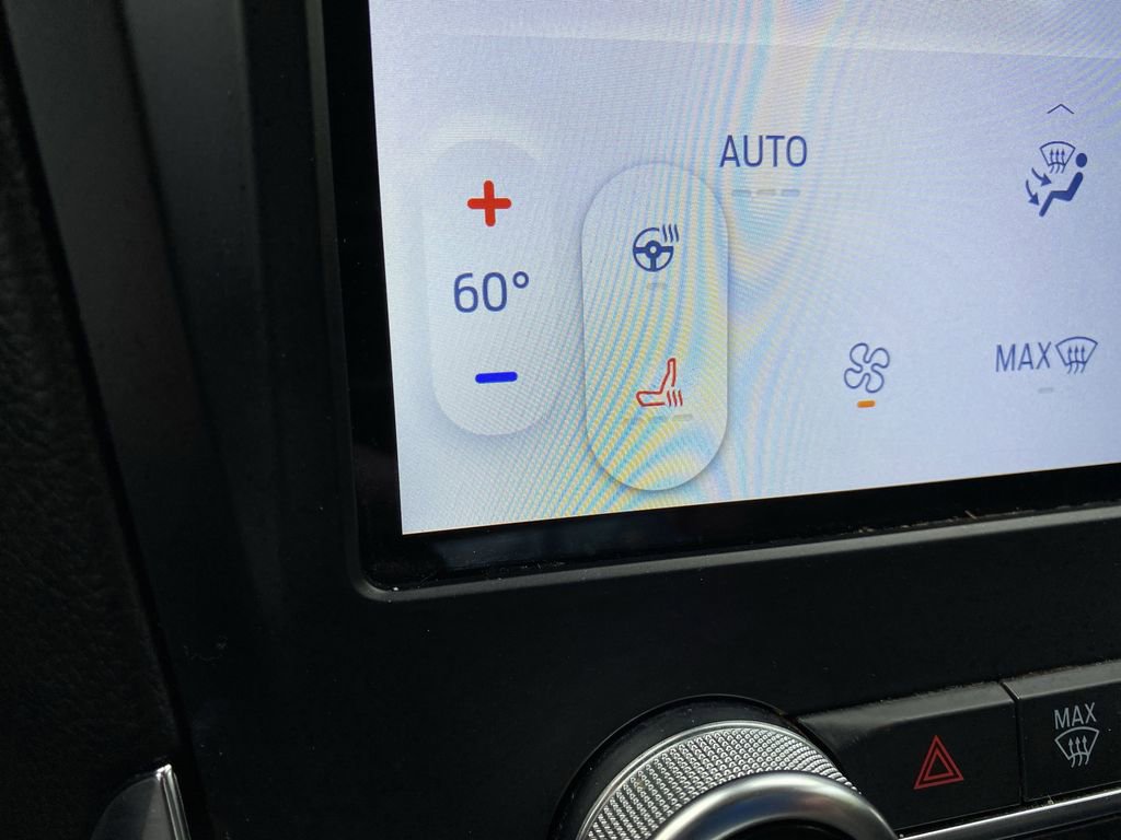 Certified 2024 Ford Edge Titanium image 8